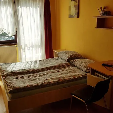 Pokoje Goscinne U Eli * Władysławowo